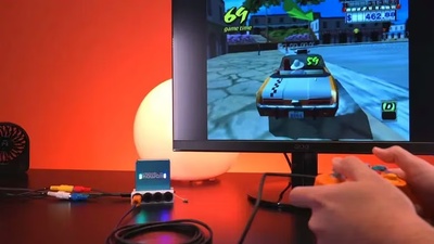 Моддери створили функціональну GameCube розміром з брелок
