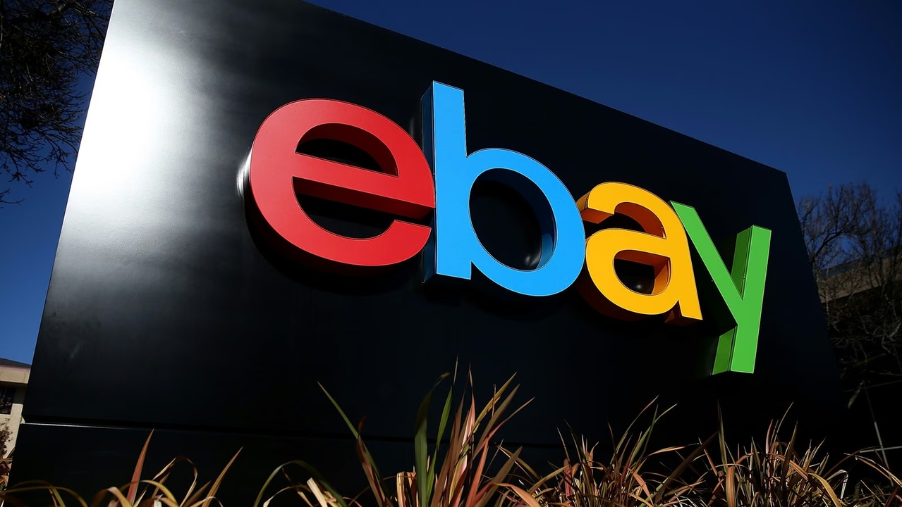 eBay відхилила пропозицію GameStop про покупку за 55,5 млрд доларів