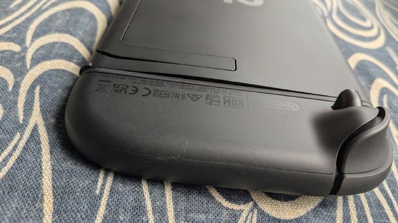 Nintendo досліджує скарги на здуття батарей у Switch 2