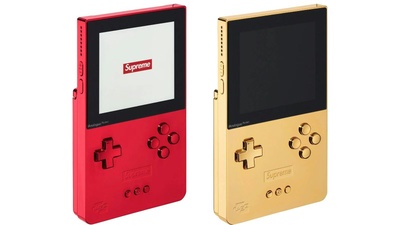 Supreme анонсував версію Analogue Pocket із 24-каратним золотом
