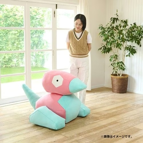 У Pokemon Center в Японії з'явився у продажу величезний Porygon