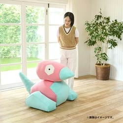 У Pokemon Center в Японії з'явився у продажу величезний Porygon
