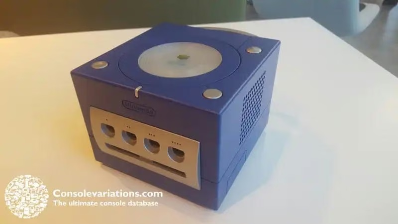 "Прототип" Nintendo Dolphin виявився дерев'яним порожнім макетом