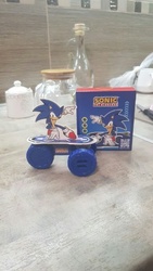 Нові іграшки в McDonald's Happy Meal